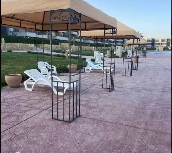 Chalet للايجار عائلات فقط مكيف بالكامل قرية بلومار السخنة العين السخنة Family Only Luxury - Fully Air Conditioned - Blumar El Sokhna Ain Sukhna