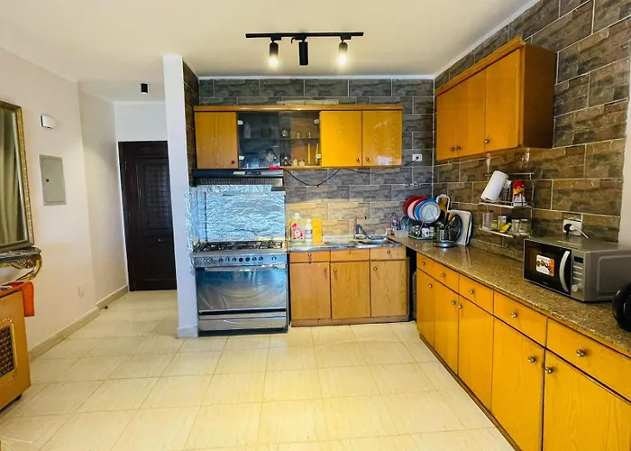 Chalet للايجار عائلات فقط مكيف بالكامل قرية بلومار السخنة العين السخنة Family Only Luxury - Fully Air Conditioned - Blumar El Sokhna